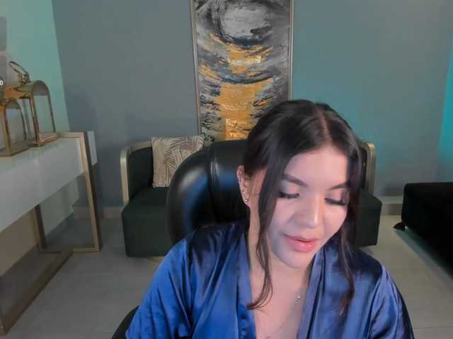 ValeriaRoldan live cam on BongaCams