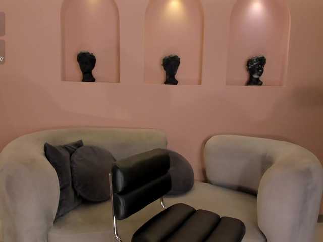 ValeriaRoldan live webcam show