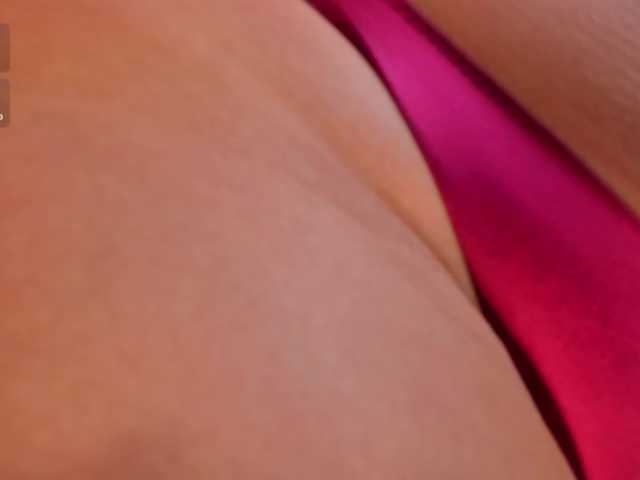 ValeriaRoldan live cam on BongaCams