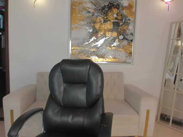ValeriaRoldan live cam on BongaCams