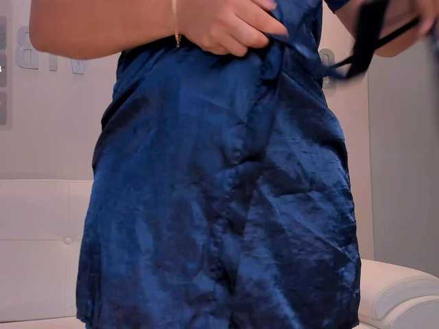 ValeriaRoldan's BongaCams show and profile