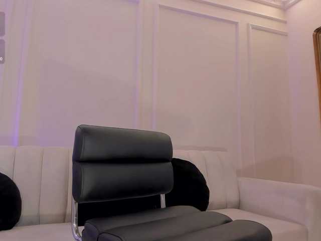 ValeriaRoldan live cam on BongaCams