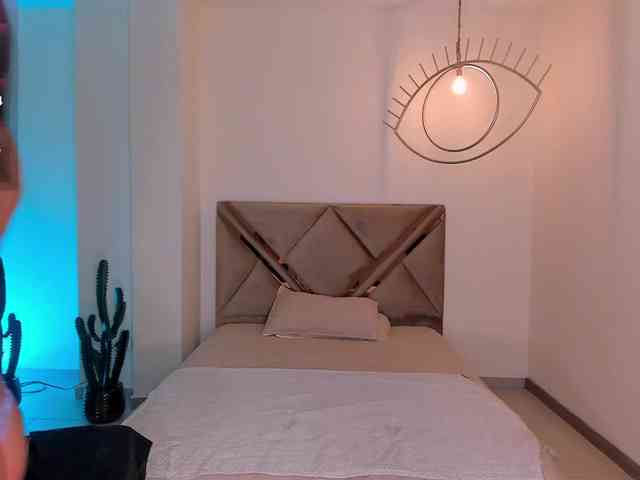 ValeriaRoldan webcam
