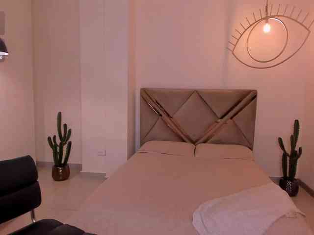 ValeriaRoldan webcam