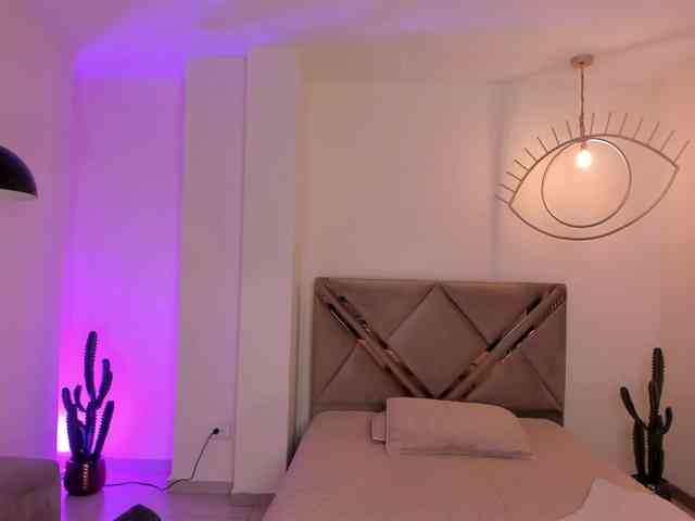 ValeriaRoldan webcam