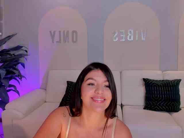 ValeriaRoldan webcam