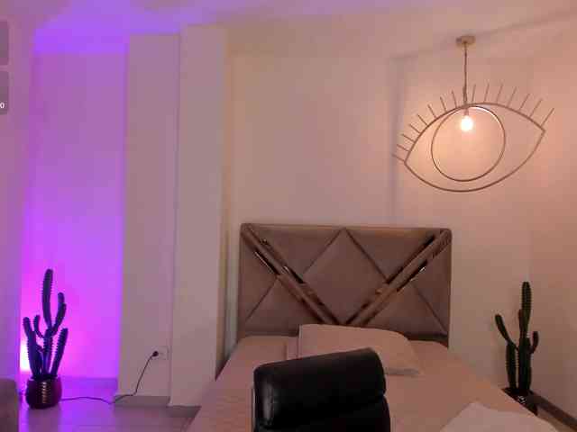 ValeriaRoldan webcam