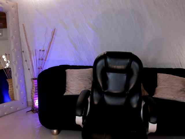 ValeriaRoldan webcam