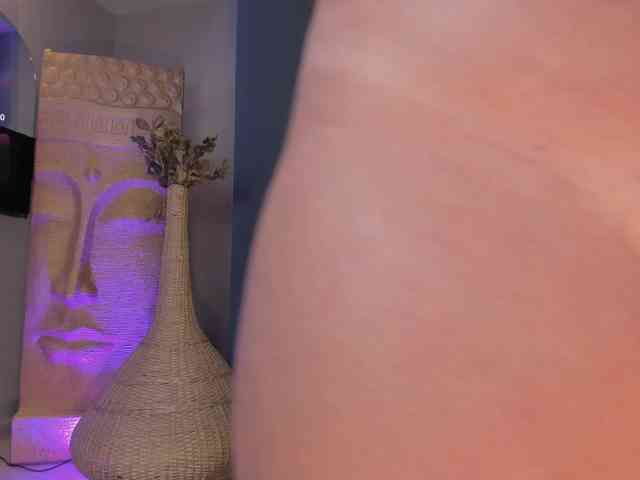 ValeriaRoldan webcam