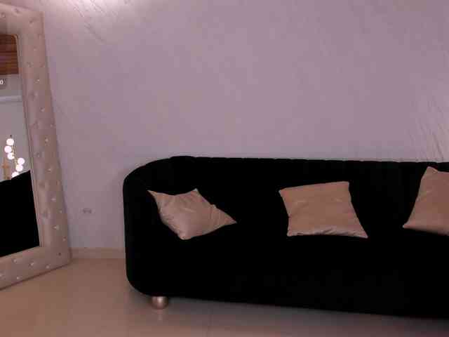 ValeriaRoldan webcam