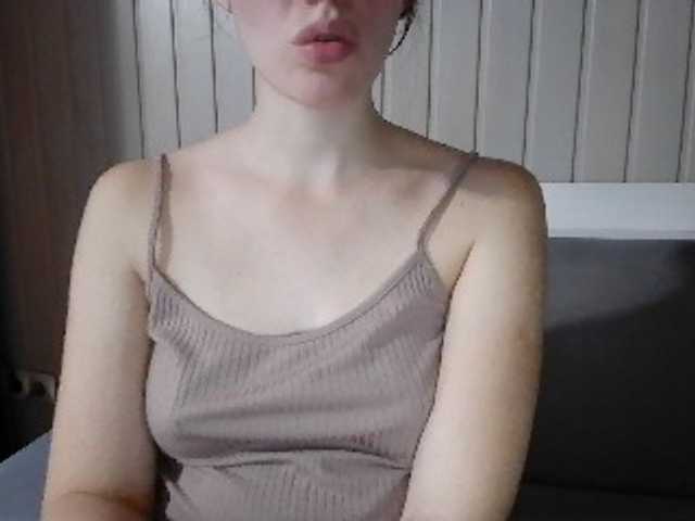 GerdaLaShy live cam preview