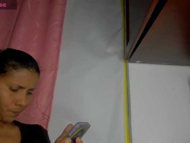 nentia-horny live cam on BongaCams