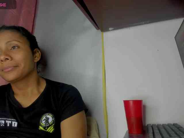 nenita-horny webcam