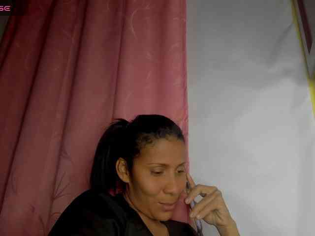 nenita-horny webcam