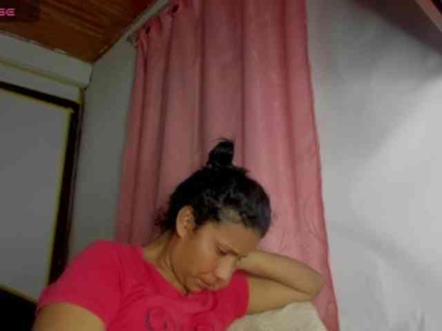nenita-horny webcam