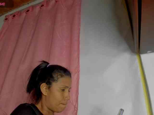 nenita-horny webcam