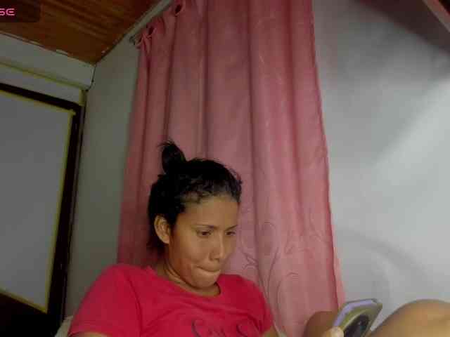 nenita-horny webcam