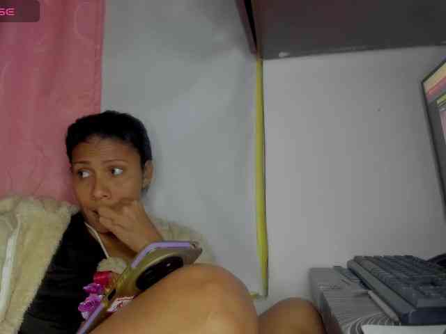 nenita-horny webcam