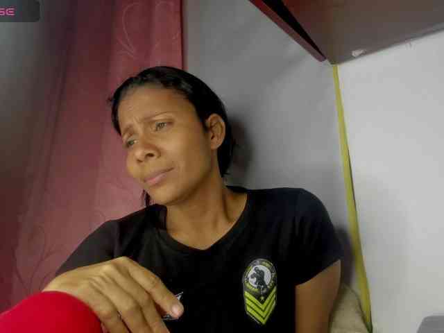 nenita-horny webcam