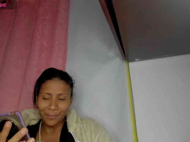 nenita-horny webcam