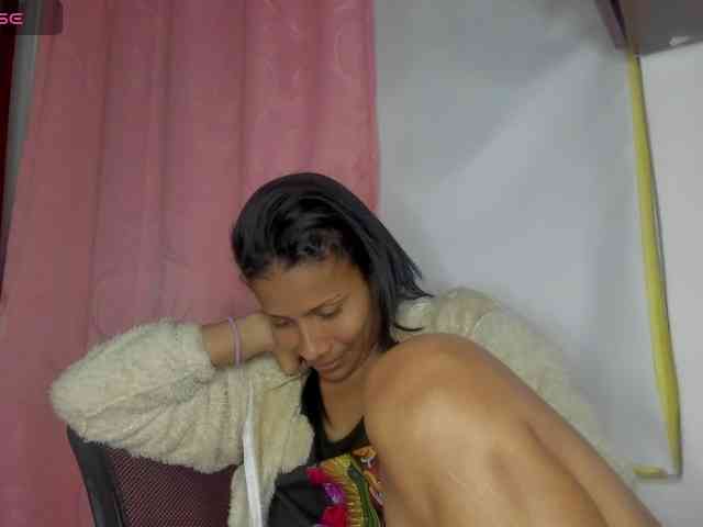 nenita-horny webcam