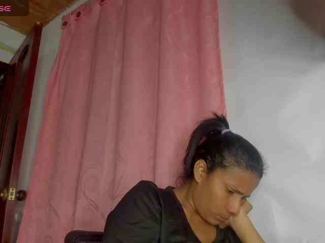 nenita-horny webcam
