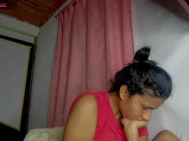 nenita-horny webcam