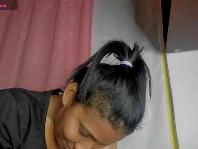 nenita-horny webcam