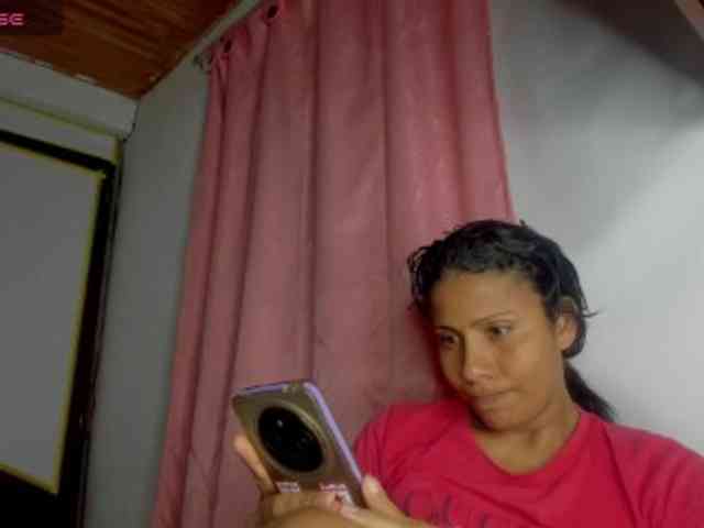 nenita-horny webcam
