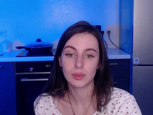 Lilijily, en directo ahora en BongaCams