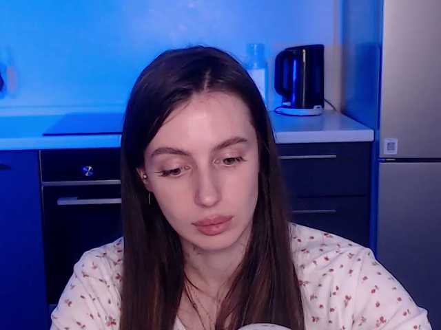 Lilijily live cam preview