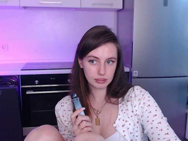 Lilijily live cam on BongaCams
