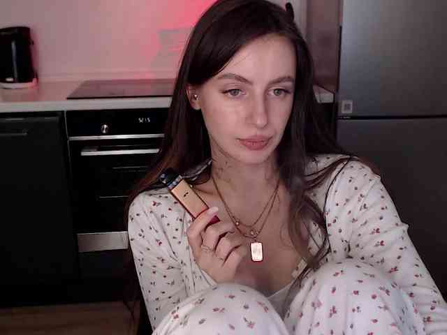 Lilijily webcam