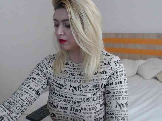 ElizabethRaegan webcam