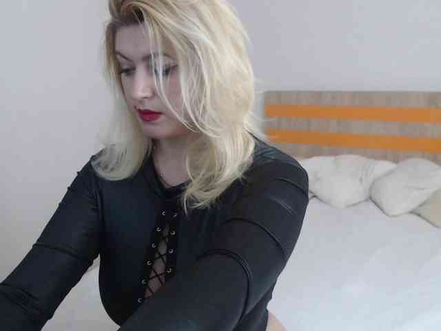ElizabethRaegan webcam