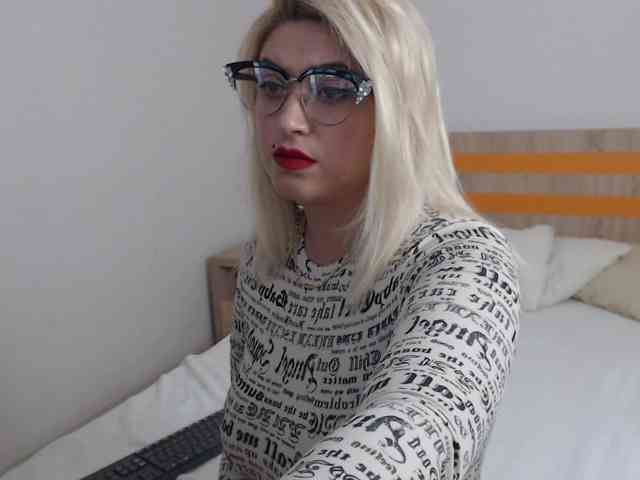 ElizabethRaegan webcam