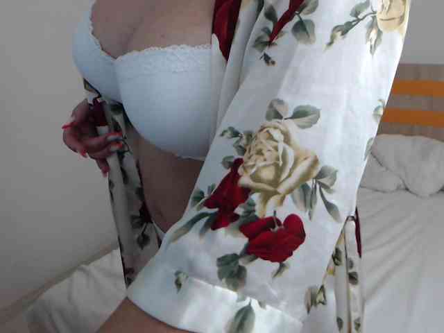 ElizabethRaegan webcam