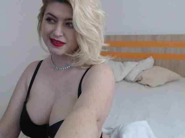 ElizabethRaegan webcam