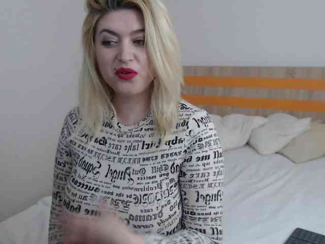 ElizabethRaegan webcam