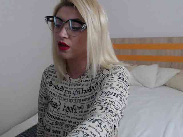 ElizabethRaegan webcam