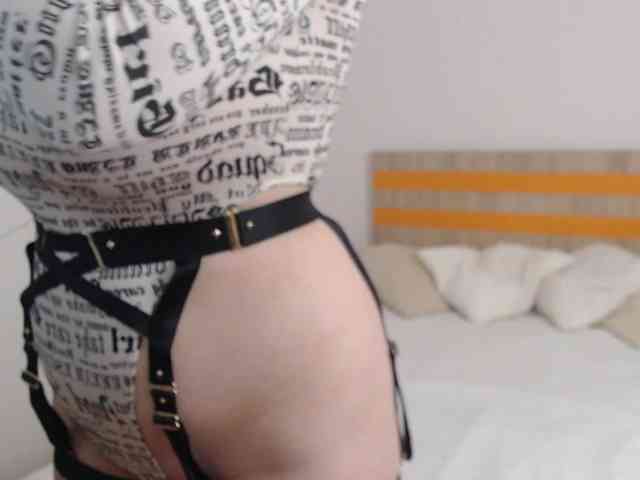 ElizabethRaegan webcam