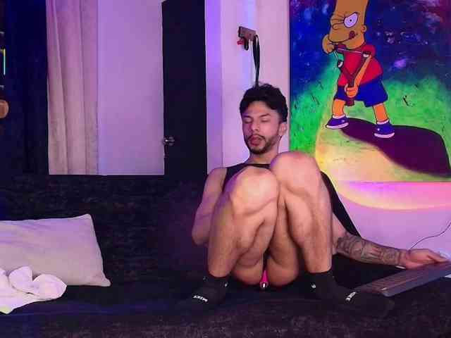 This model is live right now. jackjonashotboys