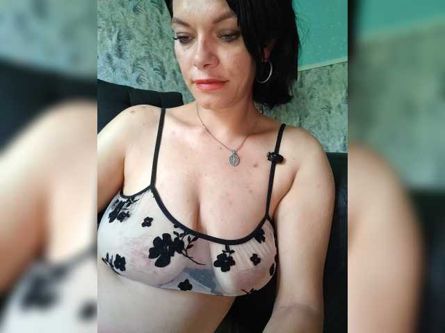 Lois-Lorrie live cam on BongaCams