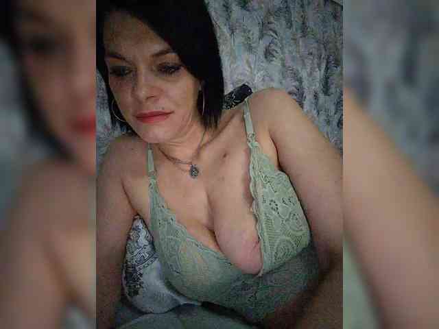 Lois-Lorrie webcam