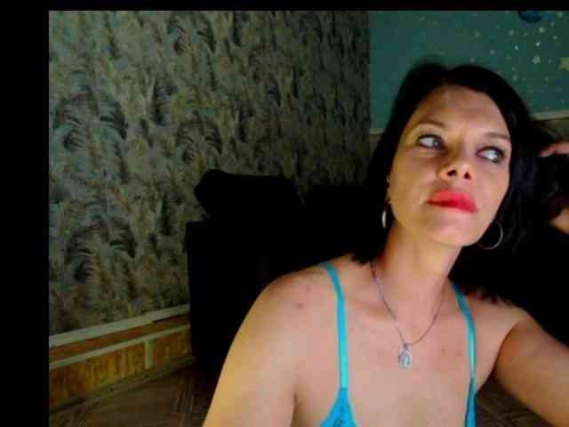 Lois-Lorrie webcam