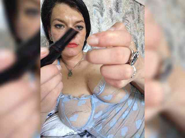 Lois-Lorrie webcam