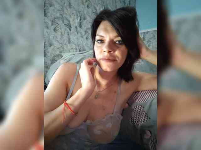 Lois-Lorrie webcam