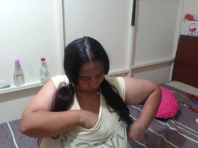 CamilaSexHot live cam on BongaCams