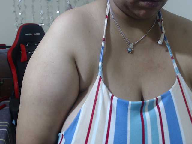 CamilaSexHot live cam on BongaCams