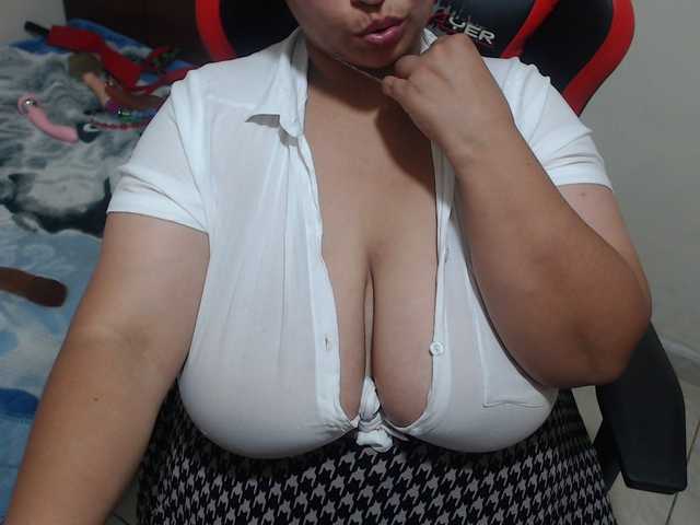 CamilaSexHot live cam on BongaCams